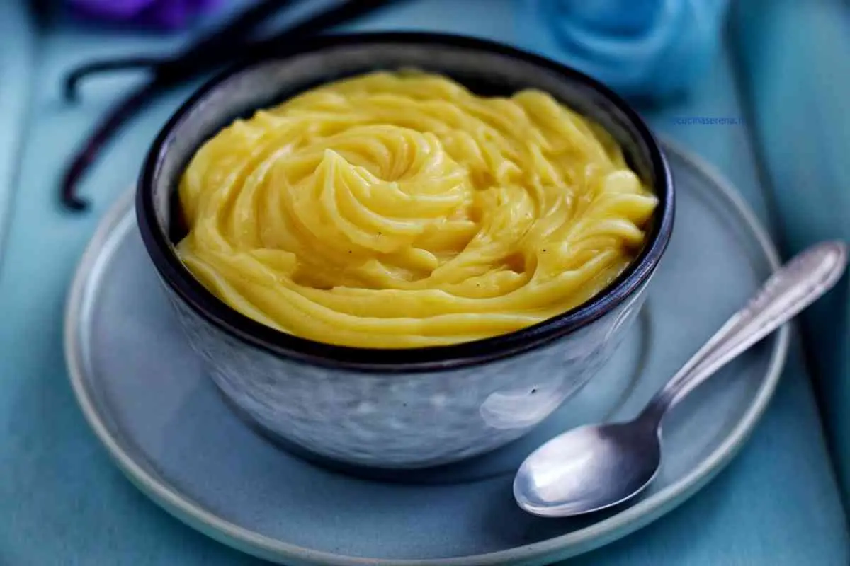 Come fare una crema pasticcera perfetta senza farla impazzire